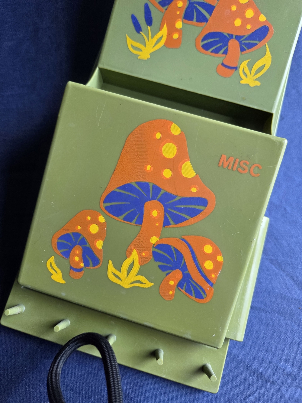 RARE Vintage 70s Groovy Mushroom Memo Mail Key Note Letter Holder Green & Orange - Picture 11 of 11